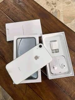 iphone XR 128 GB non PTA WhatsApp 0325/////////////2452////////////710 0