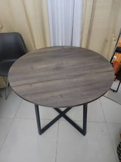 Dining Table 0