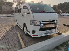 Toyota hiace for sale (argent)