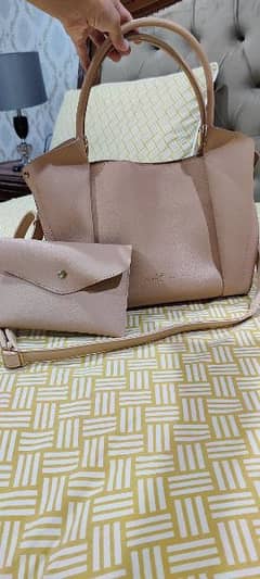 Mocciani handbag 10/10 condition 0