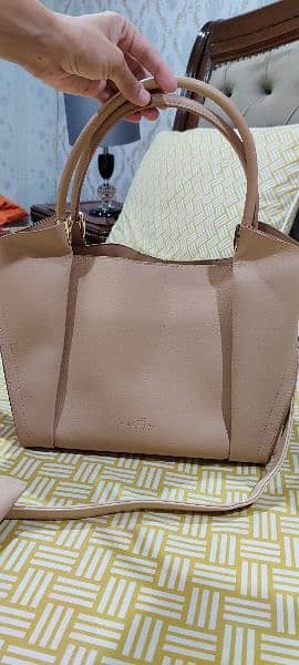 Mocciani handbag 10/10 condition 1