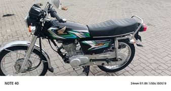 Honda 125  full genuine bike 0