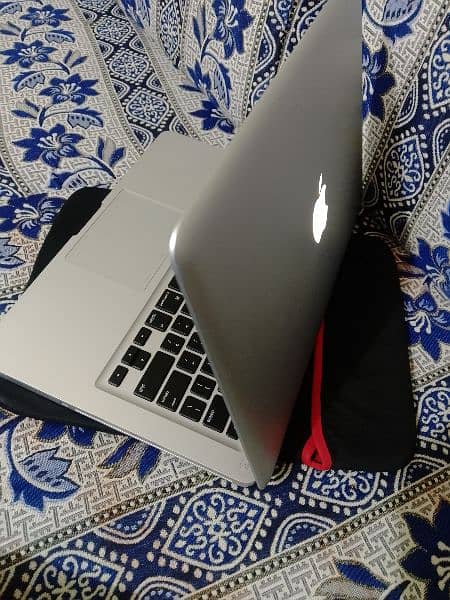 Macbook pro mid 2012 for sale 1