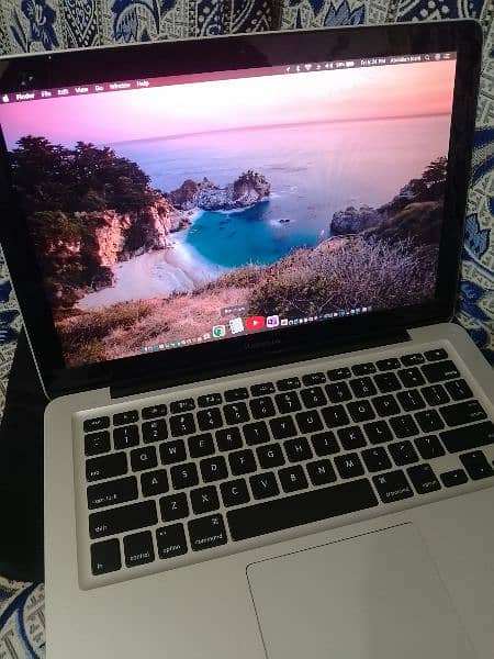 Macbook pro mid 2012 for sale 3