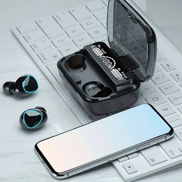 M10 wireless earbuds with powerbank 2