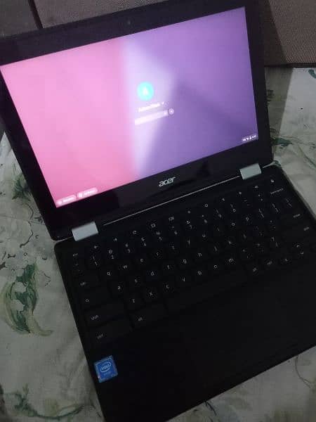 Acer Chromebook R11 360 rotate . 4gb ram. 16gb memory. 1