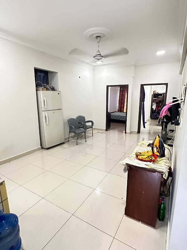 3bed drowning dining 4th floor fully renovated 7