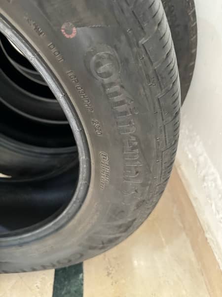 Kia carnival Kia Sorento tyre 235/60/R18 1