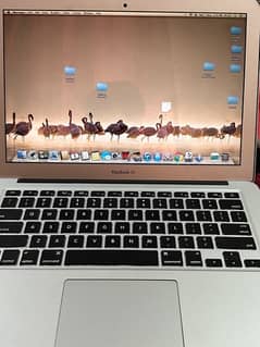 MacBook Air (13-inch, Mid 2012) with box