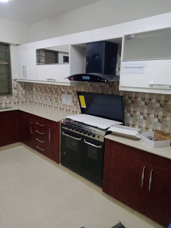 3 Bedrooms Flat Ground Floor Available For Sale Askari 10, Sector F Lahore Cantt 8