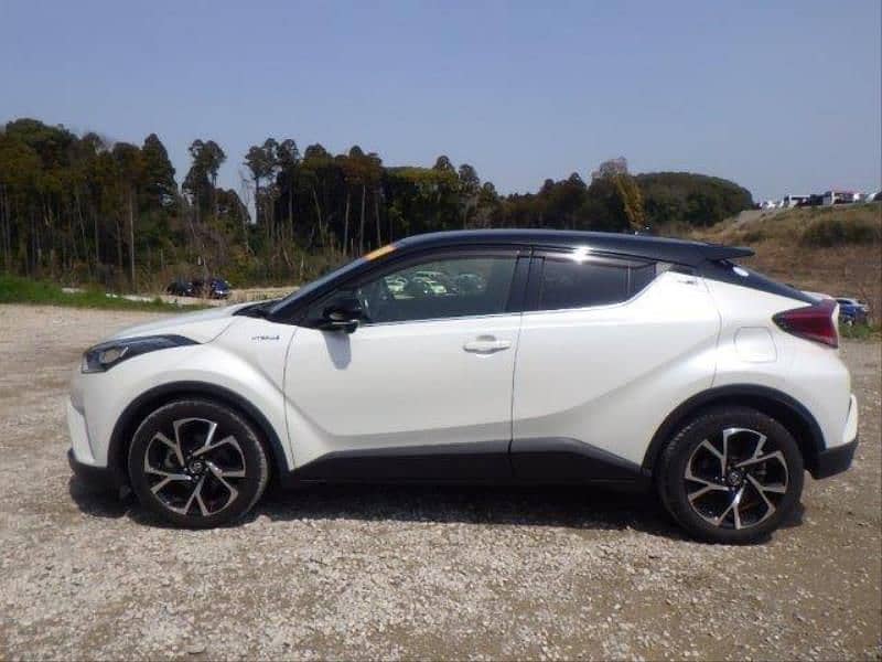 Toyota C-HR 2024 3