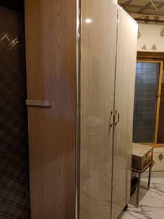 2 door cupboard