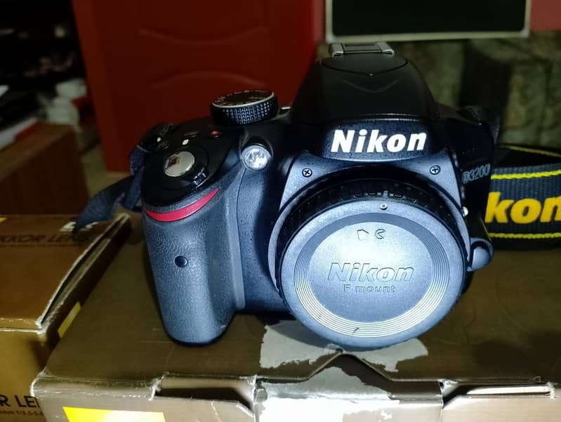 NIKON-D3200 WITH 2 LENSES 18-55 MM AND 55-200 MM WITH ORIGNAL BOX . 4