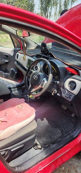 Toyota Vitz 2013 7