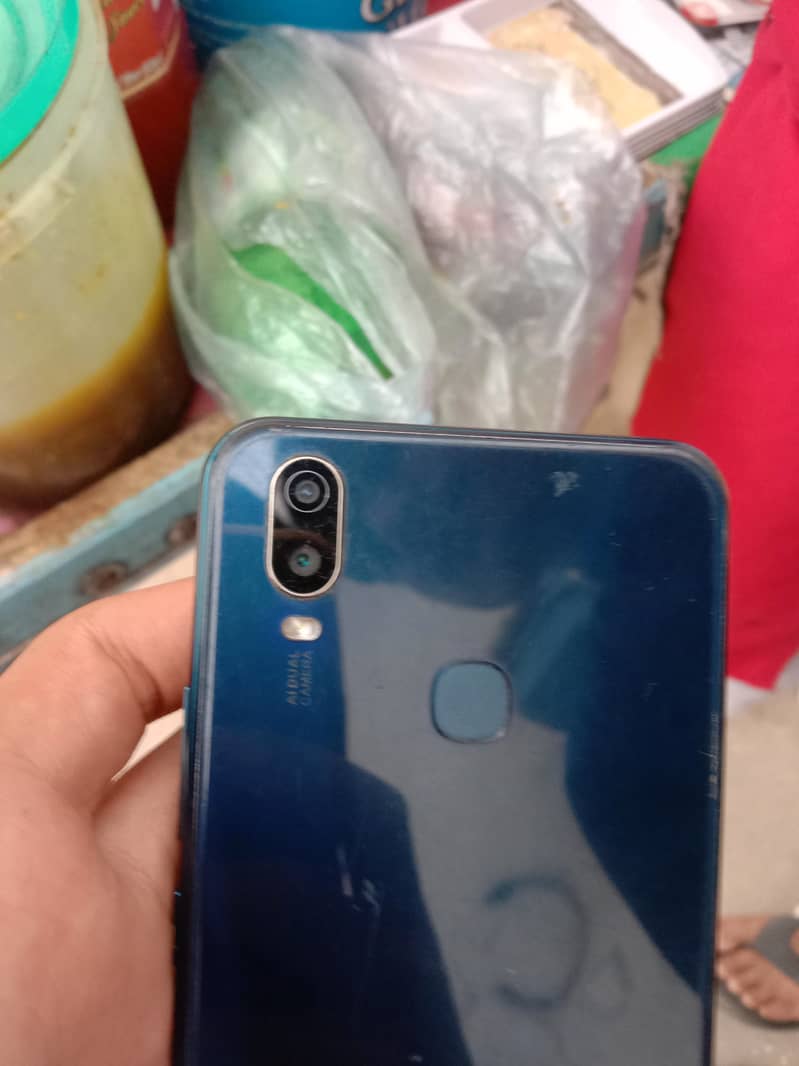 Vivo y 11 8