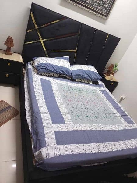 brand new king size bed and side tables 5