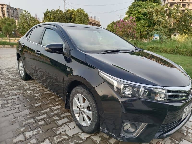 Toyota Altis Grande 2015 0