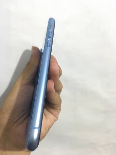 Iphone Xr JV urgent sale 3