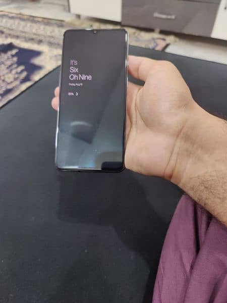 one plus 7T 8/128 9