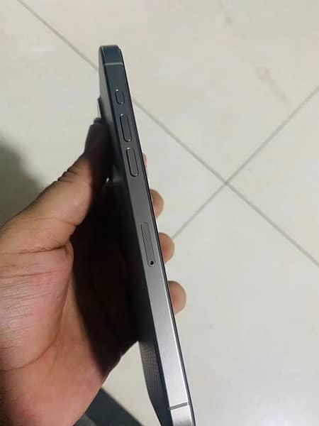 iphone 15 pro max natural titanium 256gb non pta 1