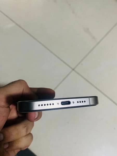 iphone 15 pro max natural titanium 256gb non pta 2