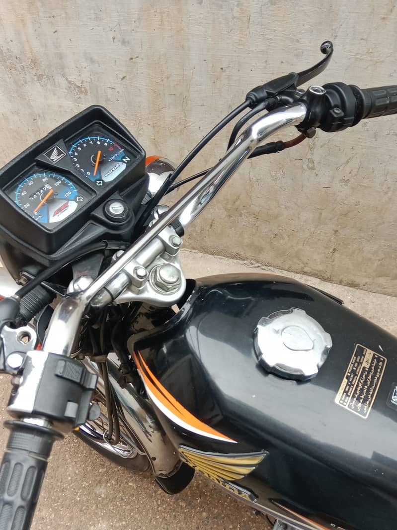 Honda CG 125 2018 5