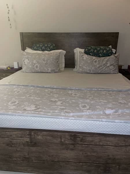 KING SIZE BED 3