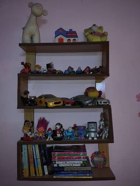 toy/ book rack with toys 3