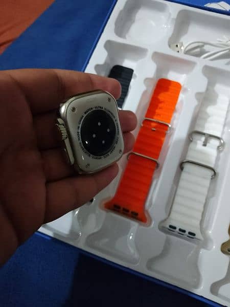 brand New  watch 10 by 10 condition 3