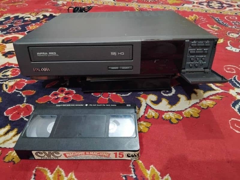 finlandi vcr mitsubishi vcr ok and good condition full working 1