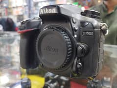 DSLR NIKON D7200 ONLY BODY . ZUBAIR MUGHAL. 03212750897 0