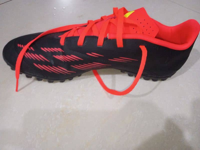 ADIDAS PREDATOR CLUB TF 1