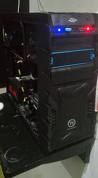 Core i7 4790 (3.60Ghz), Zotec GTX 960 2gb, 16gb DDR3 Ram & 128gb SSD 17