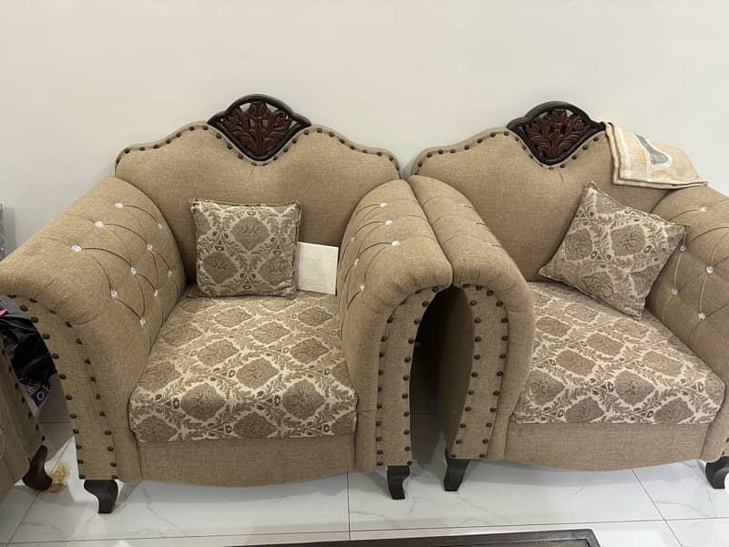 7 seater sofa 0