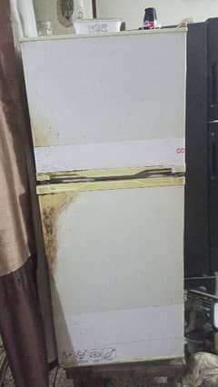 Old Russian fridge,  working, compressor works, freezer is ok 0