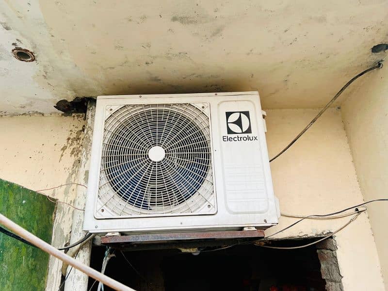 Electronic Ac For Sale Chill Colling Just BuY And Use 1