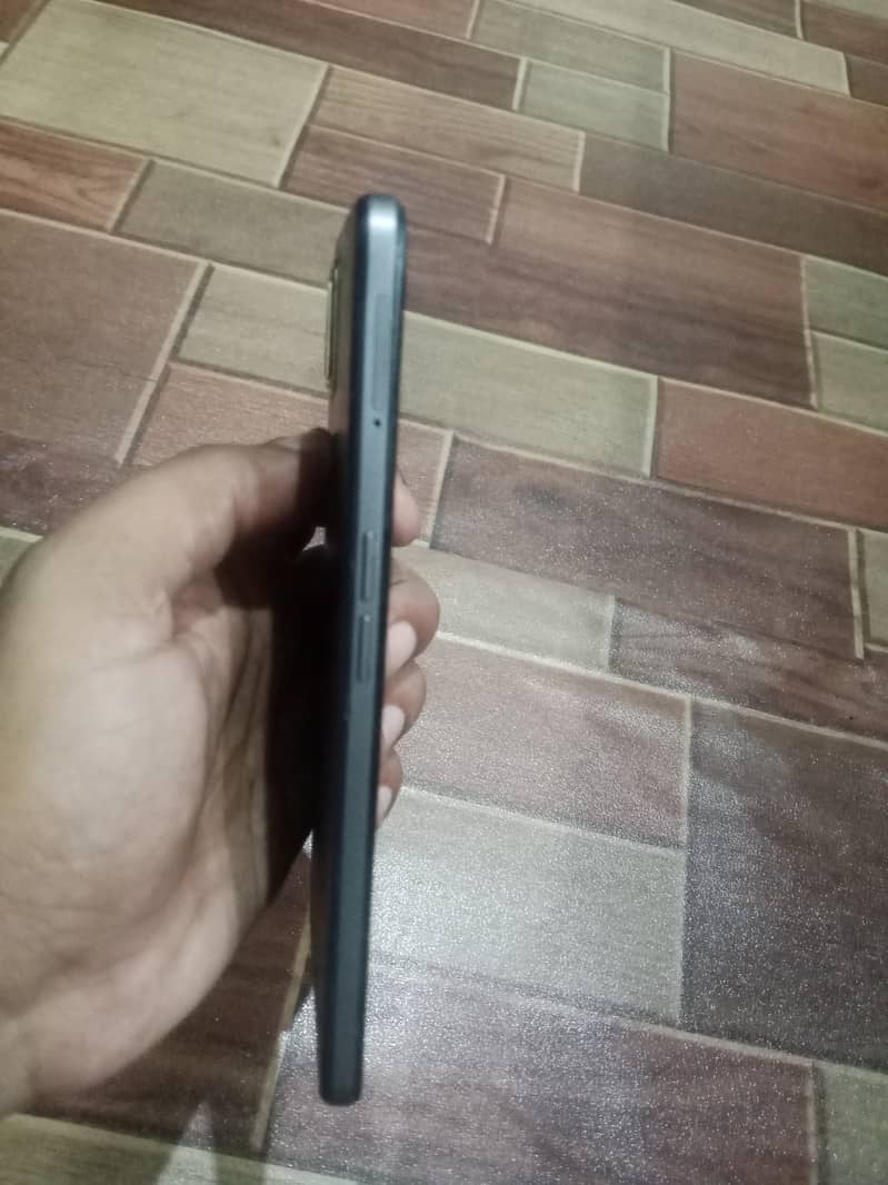 Oppo f17 5