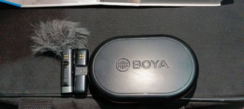 Boya BY-WM3D Professional Wirless Microphone For All Devices 6