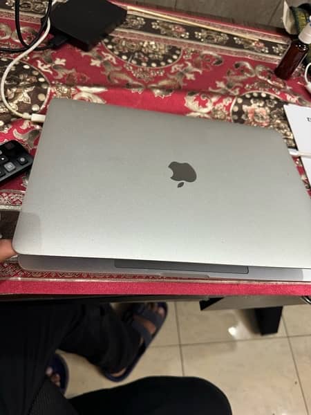 MacBook Pro 2016 13inch Touch Bar 1