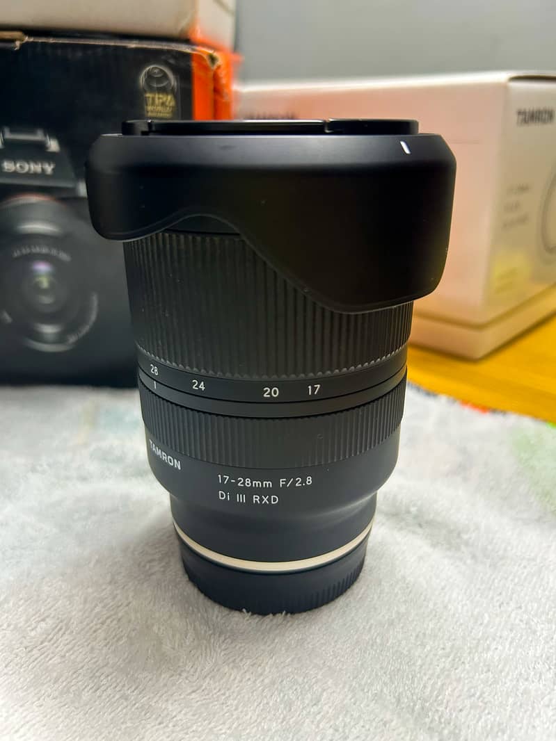 Sony Lens / Temron  (17to28mm) (28to75mm) 12