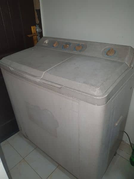 Haier Twin Tub Washing Machine 0