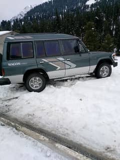 Mitsubishi Pajero 1988