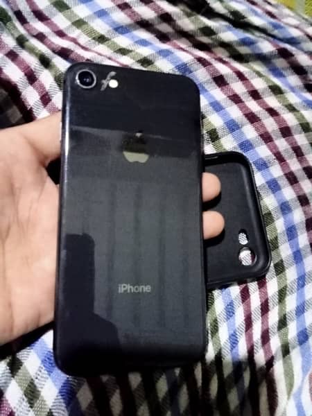 iPhone 8 PTA 1