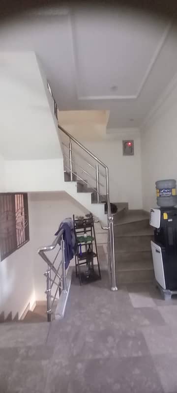 3 MARLAS USED HOUSE FOR SALE BLOCK F 5