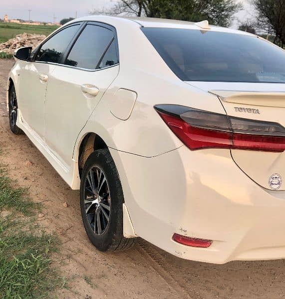 Toyota Corolla XLI 2017 / 2018 6