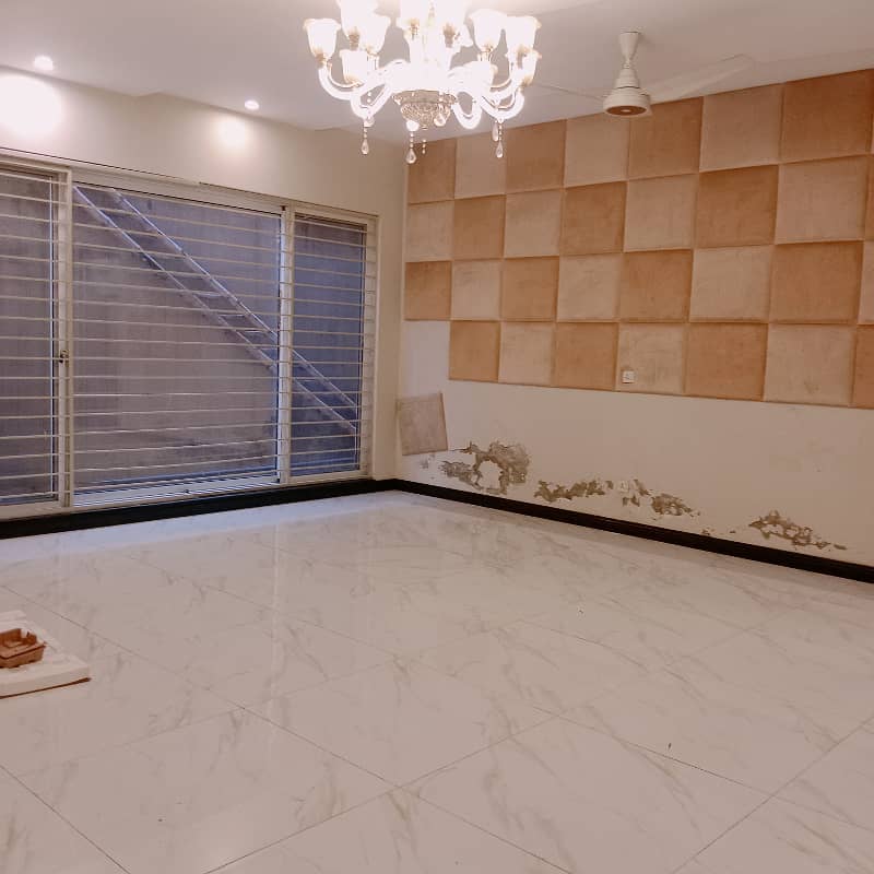 1 Kanal Like New Fully Basement Beautiful Bungalow Available For Rent In DHA Phase 6 Block L 18