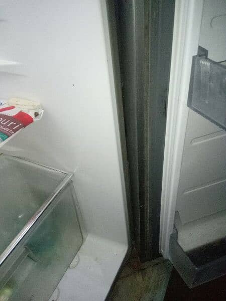 95 condition urgent sale Haier freezer 2