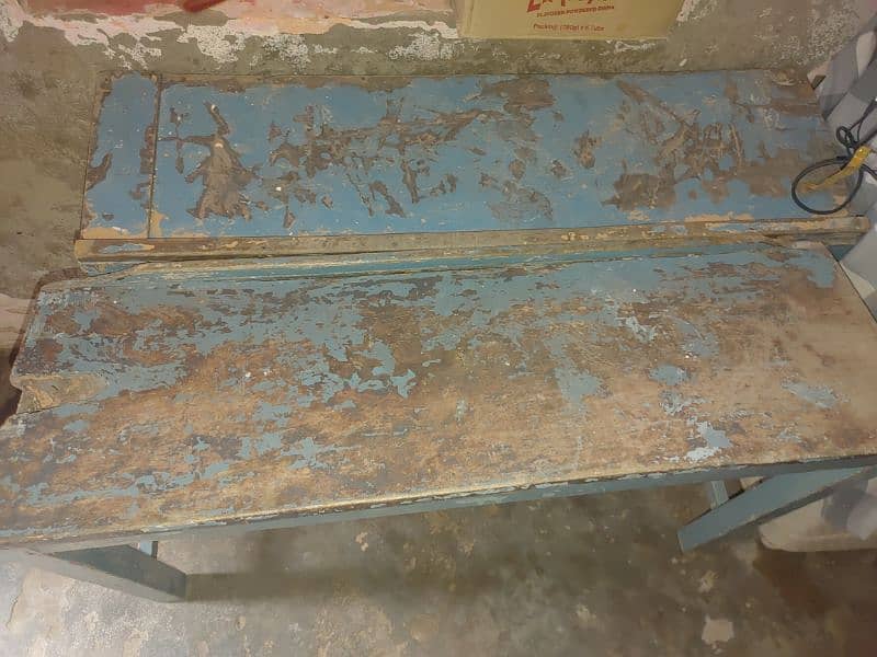 School Desk ( only Front) 4