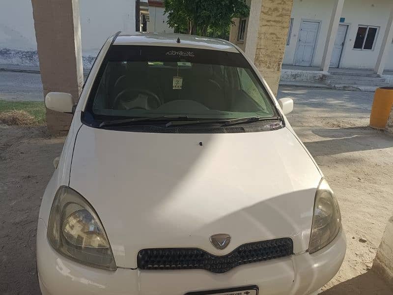 Toyota Vitz 2000 14