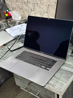 Macbook pro 2019 urgently sale 0